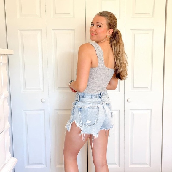 AGOLDE Parker Jean Shorts - Picture 6 of 7